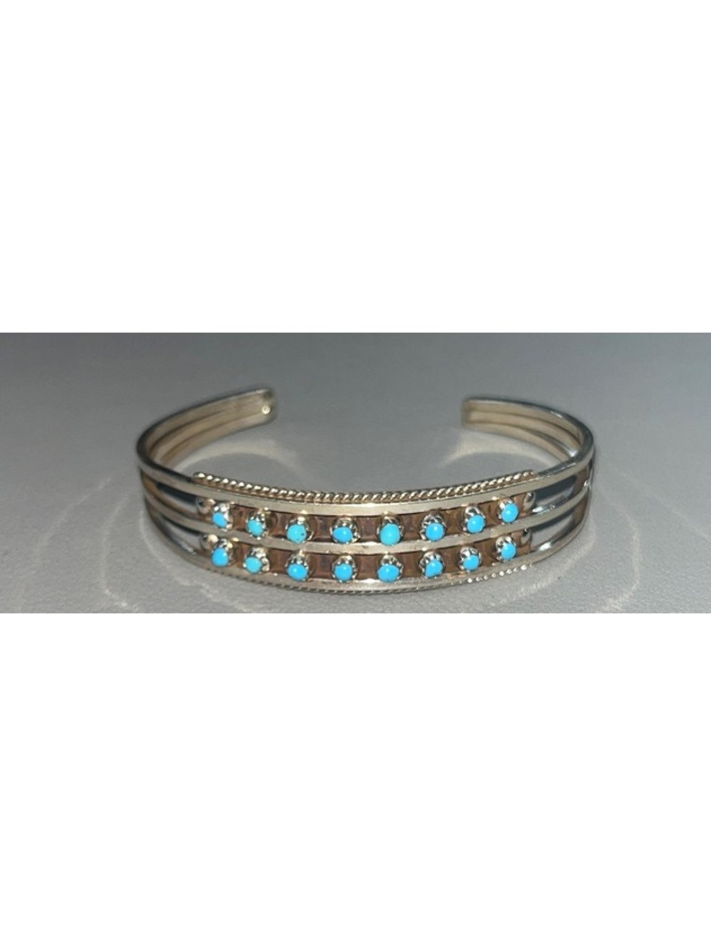 Native American Zuni bracelet sterling silver snake eye row turquoise cuff
